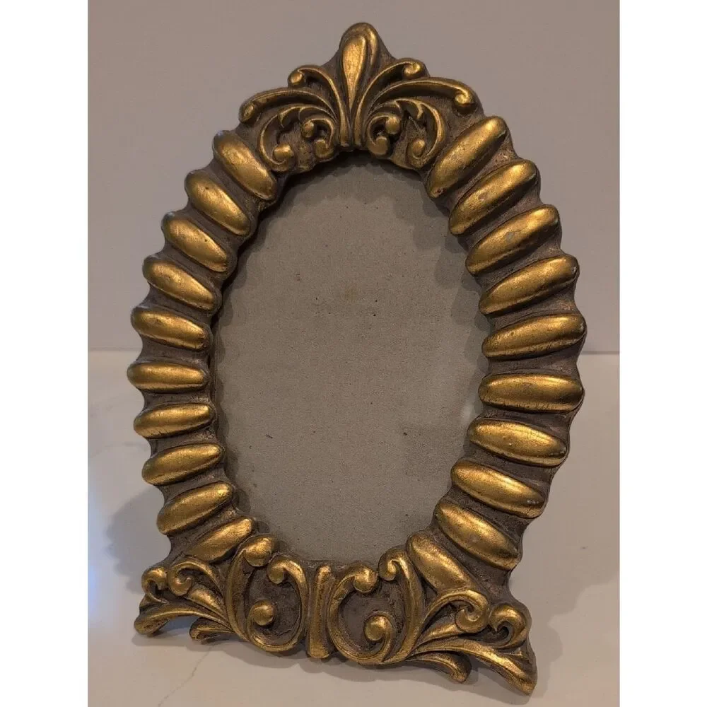 Vintage Ornate Gold Oval Decorative Photo Frame 4.5